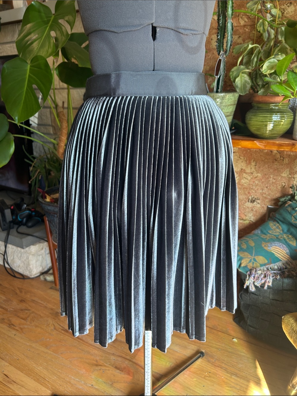Ted Baker Luxurious Velvet Pleated Midi Skirt in a Silver Grey